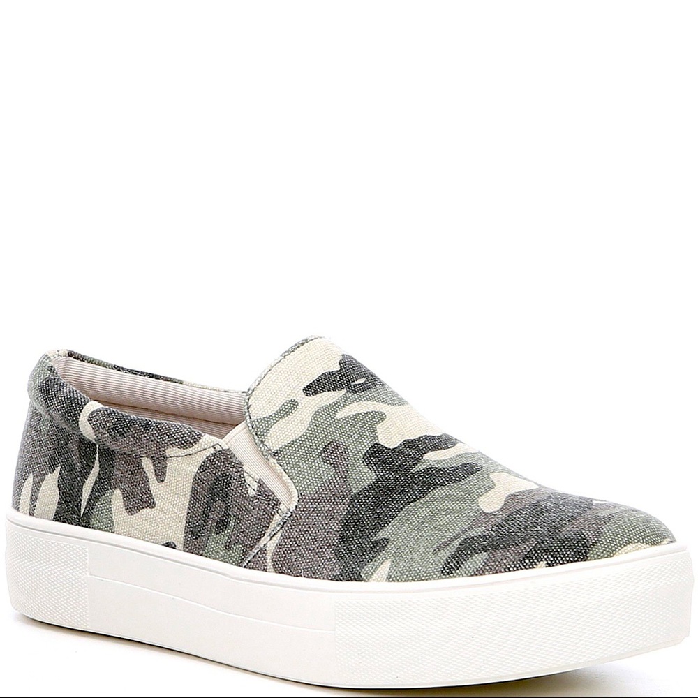 Steve Madden Gills Sneakers Platform Canvas Camo